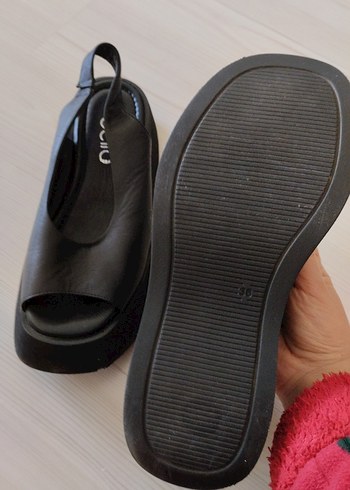 Siyah Platform Topuklu Kadın Sandalet - Görsel 2