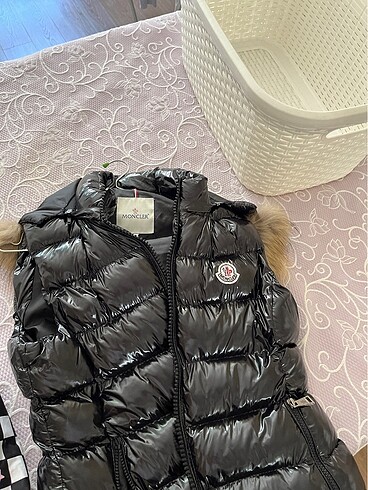 Moncler yelek