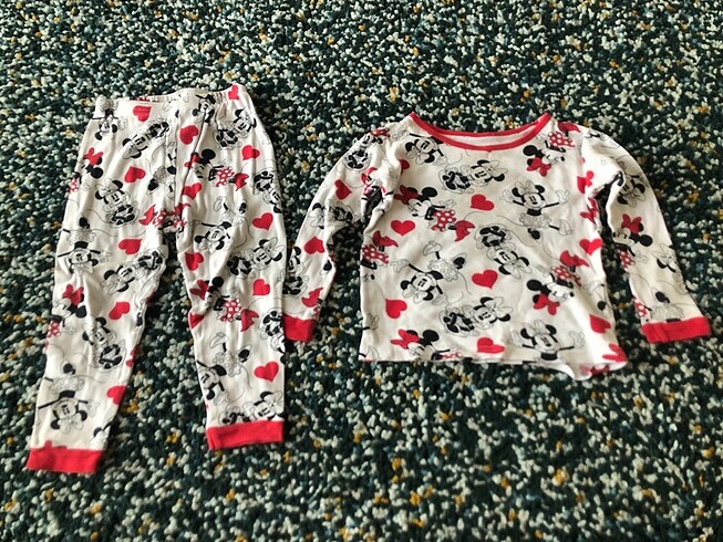 DISNEY MICKEY MOUSE 3 YAŞ PİJAMA TAKIMI