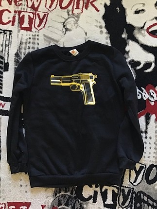 Silah baskılı sweat