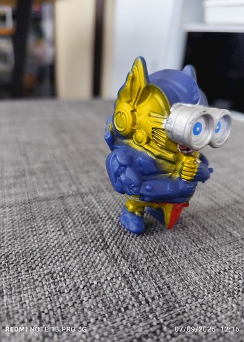 Minion Süper Kahraman Aksiyon Figürü