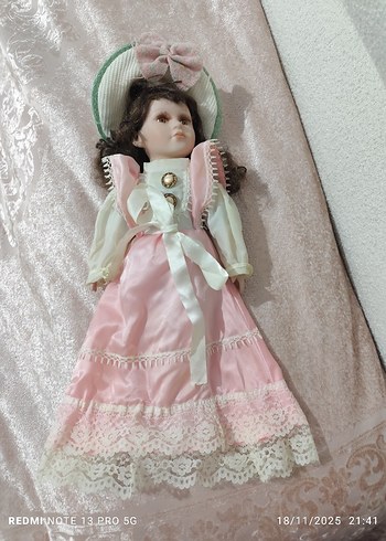 Pembe Dantel Detaylı porselen Bebek - Görsel 4