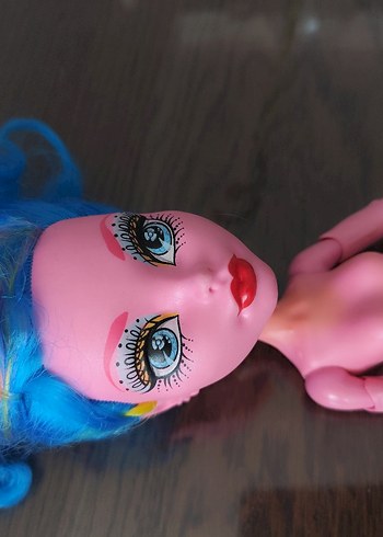 Beden Monster High Renkli Gooliope Bebek