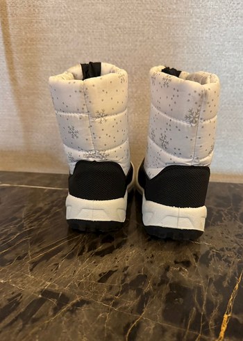 Kız Çocuk Beyaz Fermuarlı Bot - Görsel 5