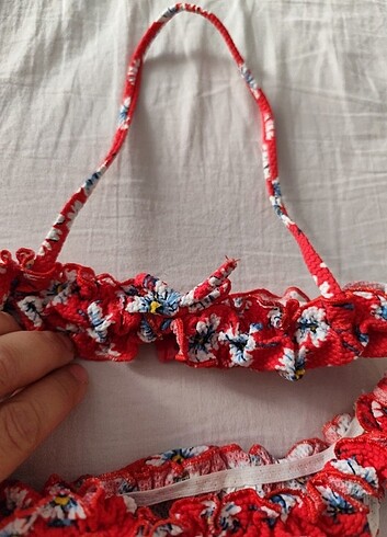 4 Yaş Beden kırmızı Renk Kız çocuk bikini ????