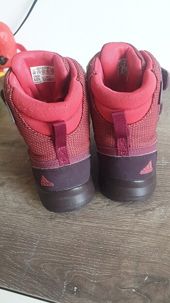 26 Beden bordo Renk Adidas kar botu