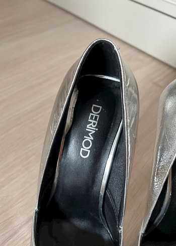 Kadın Gri İnce Topuklu Metalik Stiletto - Görsel 7