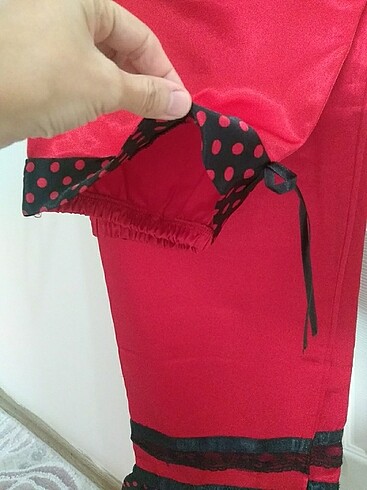 Saten çok yeni kırmızı pijama takımı - Görsel 4