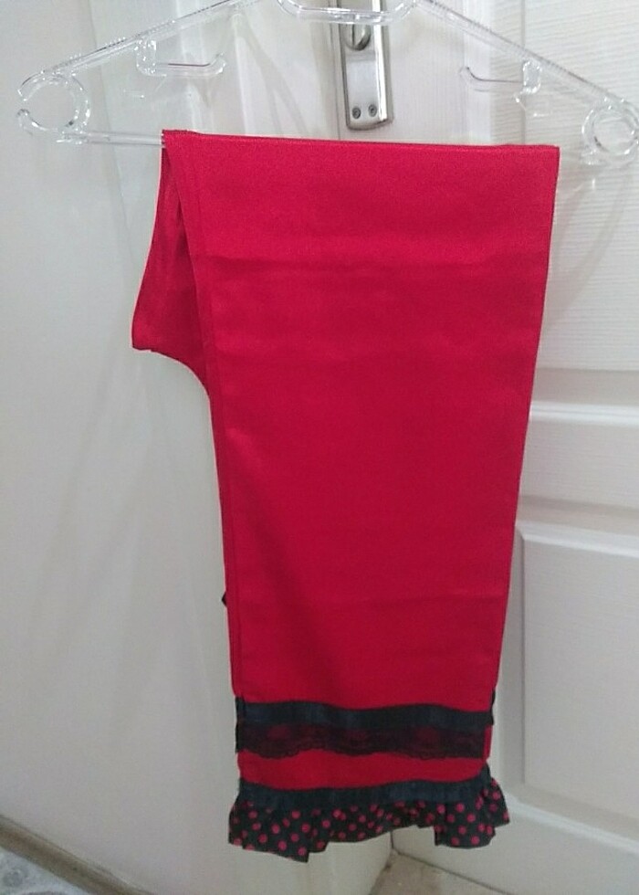 Saten çok yeni kırmızı pijama takımı - Görsel 2