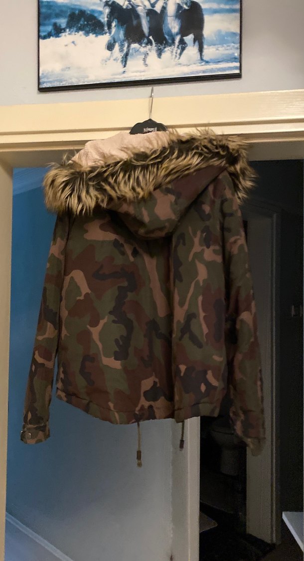 Kürk Detaylı Kamuflaj Kadın Kışlık Mont - Görsel 5