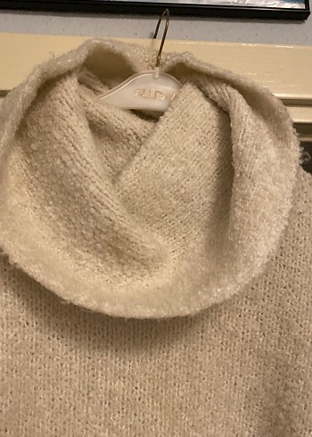 Bohem Tarzı Bej Yünlü Kadın Kazak - Görsel 4