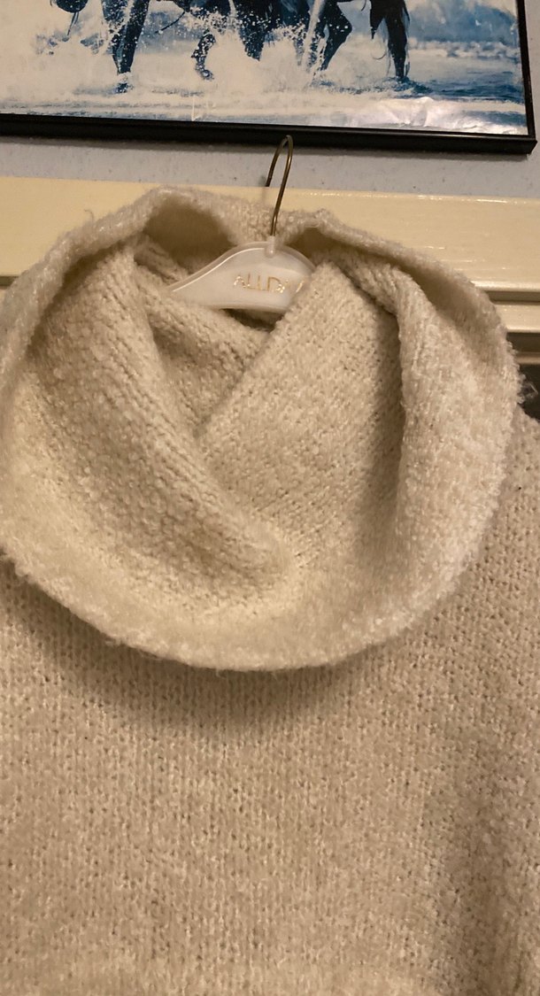 Bohem Tarzı Bej Yünlü Kadın Kazak - Görsel 4