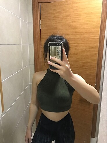 Crop top