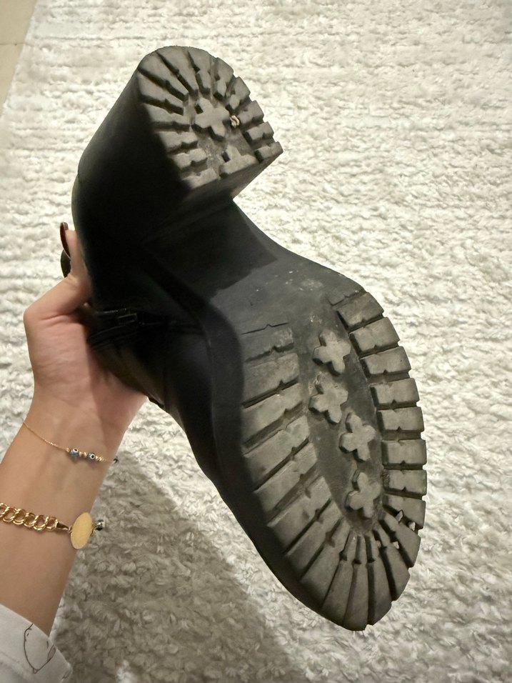 Kadın Siyah Deri Goth Topuklu Botlar - Görsel 5