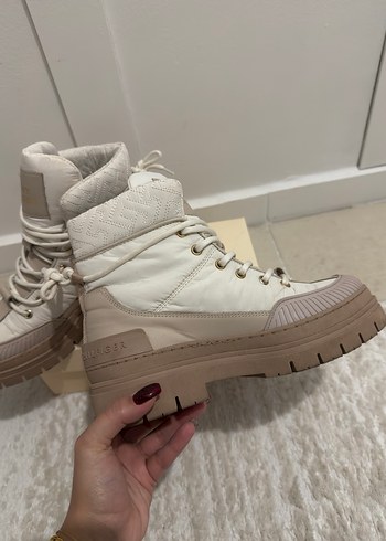 Tommy Hilfiger Beyaz Bağcıklı Platform Bot - Görsel 2