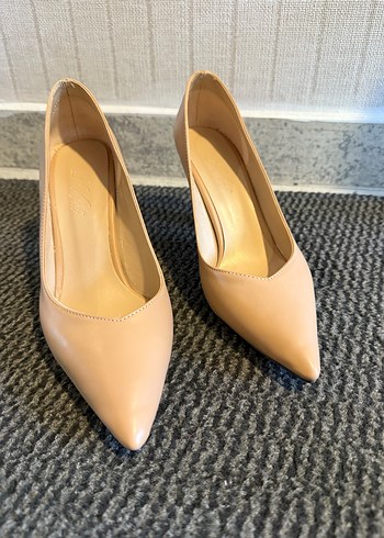 Bej Stiletto Topuklu Kadın Ofis Ayakkabısı - Görsel 3