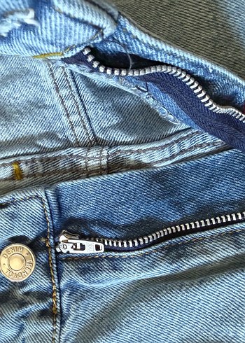 Trendyolmilla şeffaf detaylı jean - Görsel 6