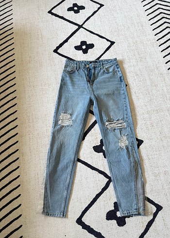 Trendyolmilla şeffaf detaylı jean - Görsel 2