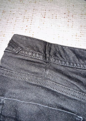 Siyah Mini Denim Şort - Görsel 5