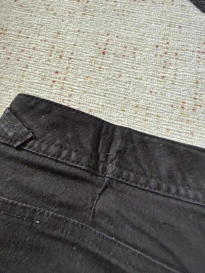 Siyah Mini Denim Şort - Görsel 4