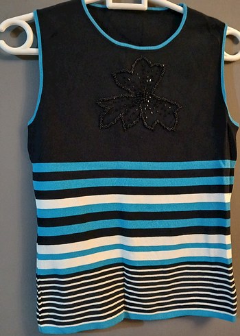 Nakış detaylı kolsuz triko bluz - Görsel 2