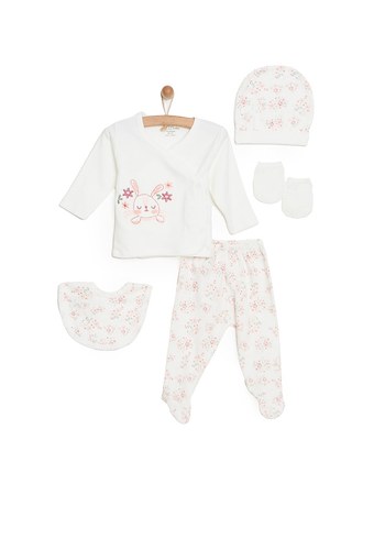 Aziz Bebe Yenidoğan