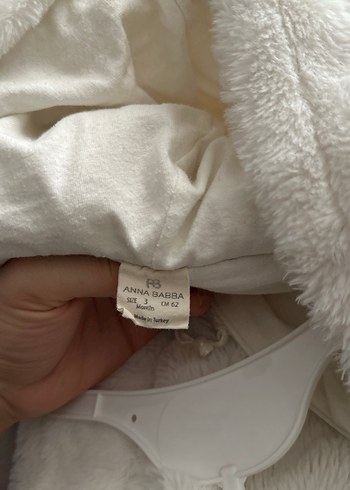 Kürklü Beyaz Kız Bebek Tulumu - Görsel 7