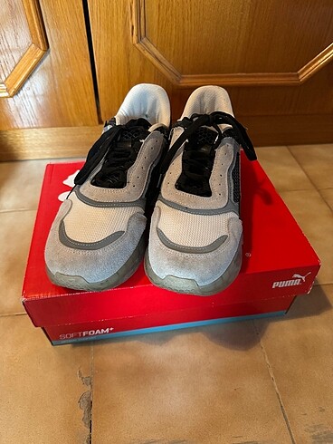 Reflektörlü sneaker