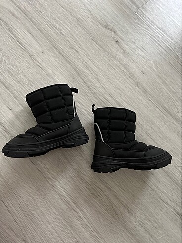 Zara bot