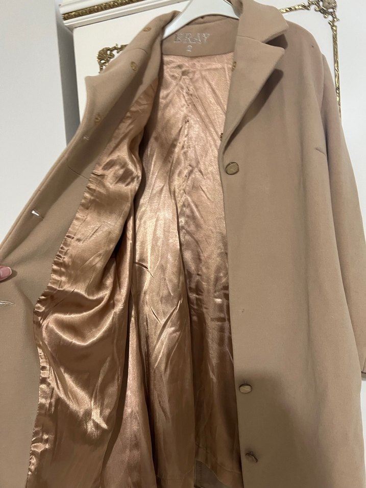 Bej Uzun Düğmeli Kadın Kaban - Görsel 5