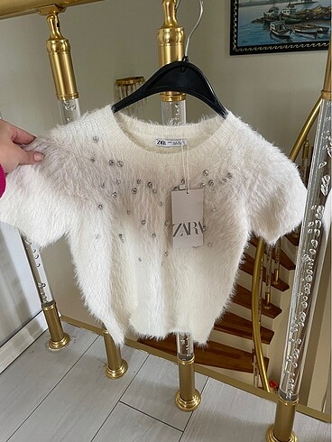 Zara Zara taşlı bluz sweat tüylü