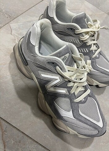 39,5 Beden New balance 9060
