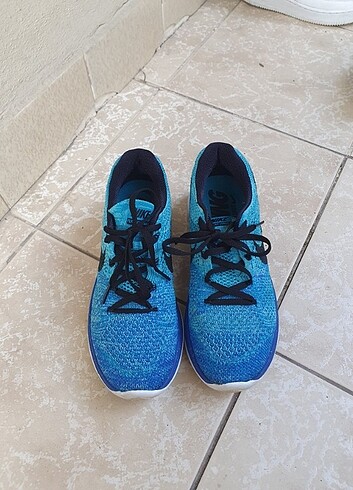 39 Beden Nike spor ayakkabı