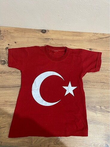 Türk bayraklı tişört
