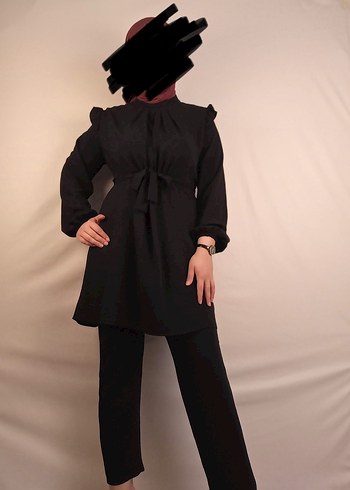 Siyah Drapeli Yüksek Yakalı Kadın Takım - Görsel 3
