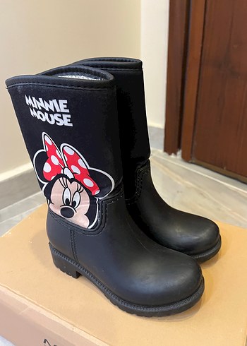 Kız Çocuk Siyah Minnie Mouse Çizme