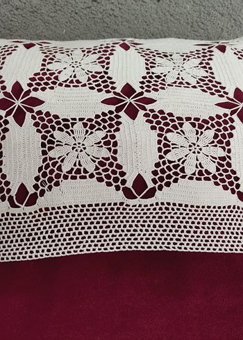Bordo Renkli Nakışlı El İşi Örtü