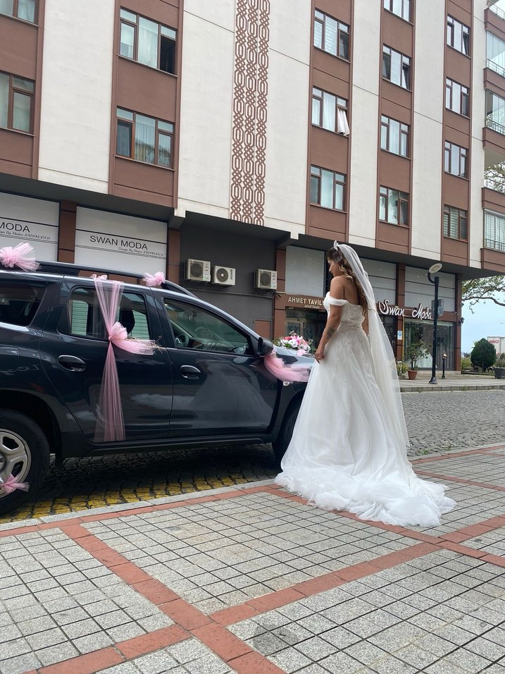 Beyaz Straplez A Kesim Gelinlik - Görsel 3