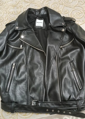 Bershka siyah deri ceket - Görsel 3