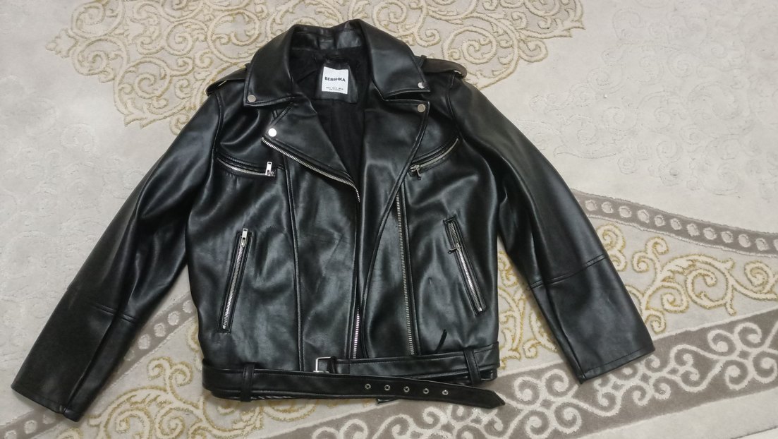 Bershka siyah deri ceket - Görsel 2