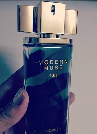Estee Lauder Modern muse nuit 