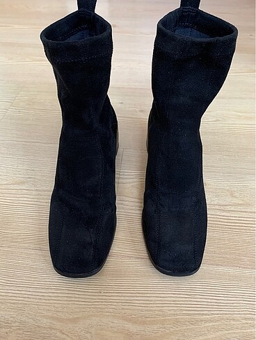 H&M siyah çorap bot