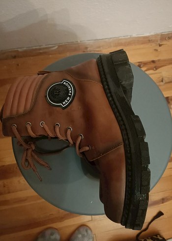 Kahverengi Deri Biker Tarzı Kadın Bot - Görsel 6