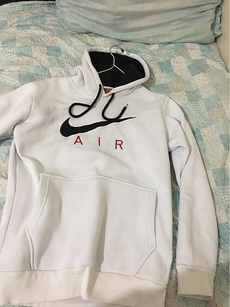 nike sweatshirt