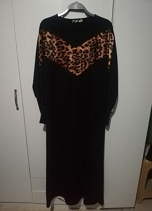 LEOPAR DETAYLI BOYDAN ELBİSE