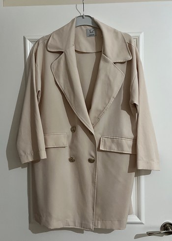 Bej Uzun Kesim Düğmeli Klasik Blazer