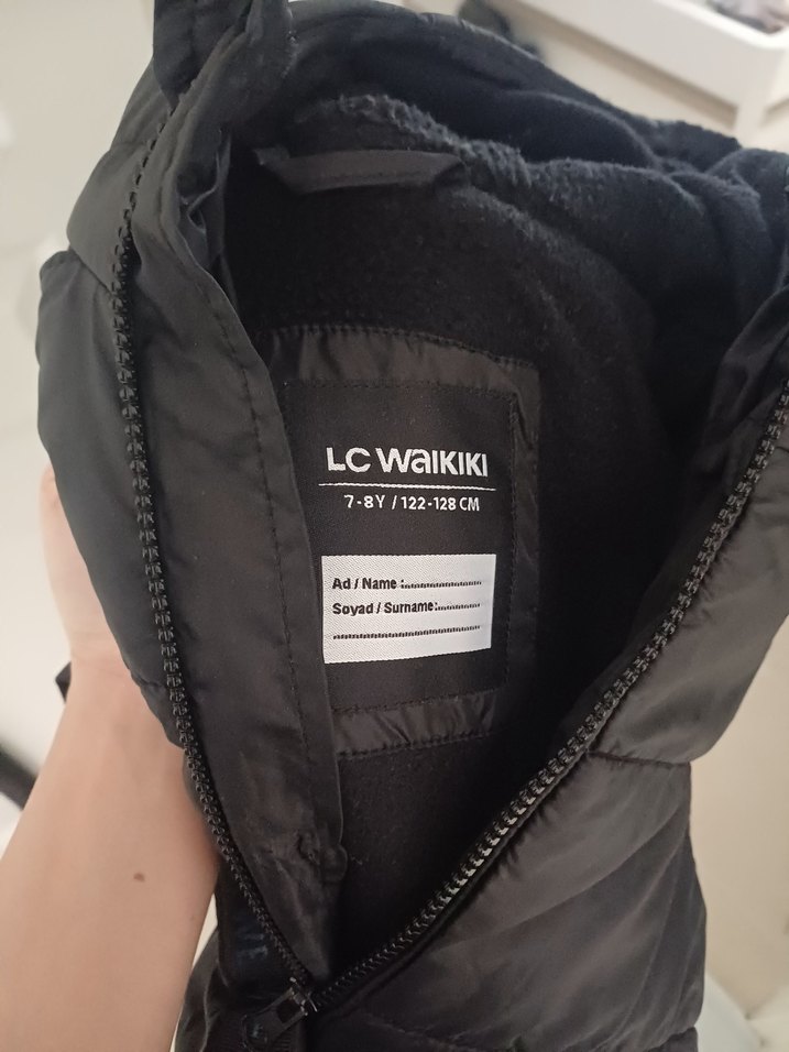 Erkek Çocuk Siyah Kapüşonlu Fermuarlı Mont - Görsel 4