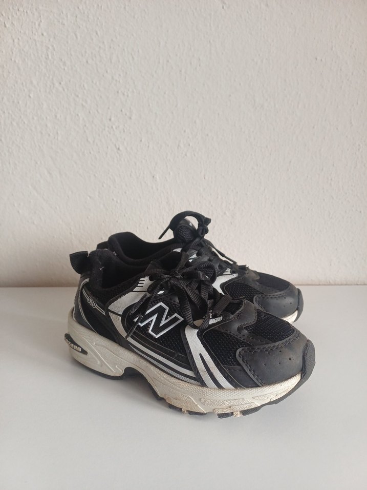 Siyah New Balance çocuk Spor Ayakkabı - Görsel 3