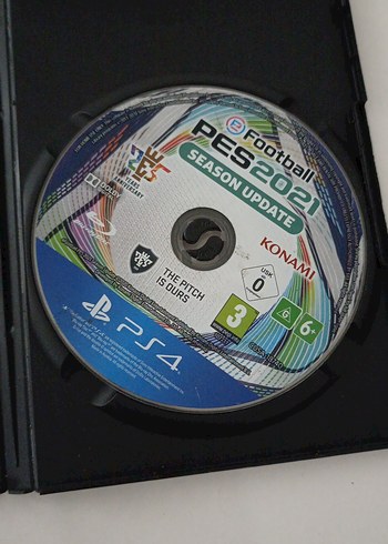 eFootball PES 2021 Season Update PS4 Oyunu