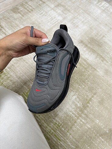 36,5 Beden gri Renk Orjinal nike 720